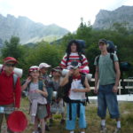Colonie "Petits montagnards" départ de la mini-rando et camping